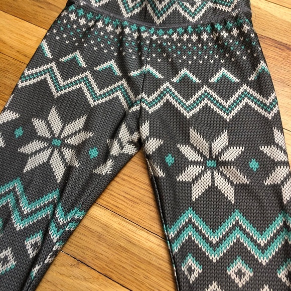 Girls size 7 sweater print leggings - Picture 3 of 4